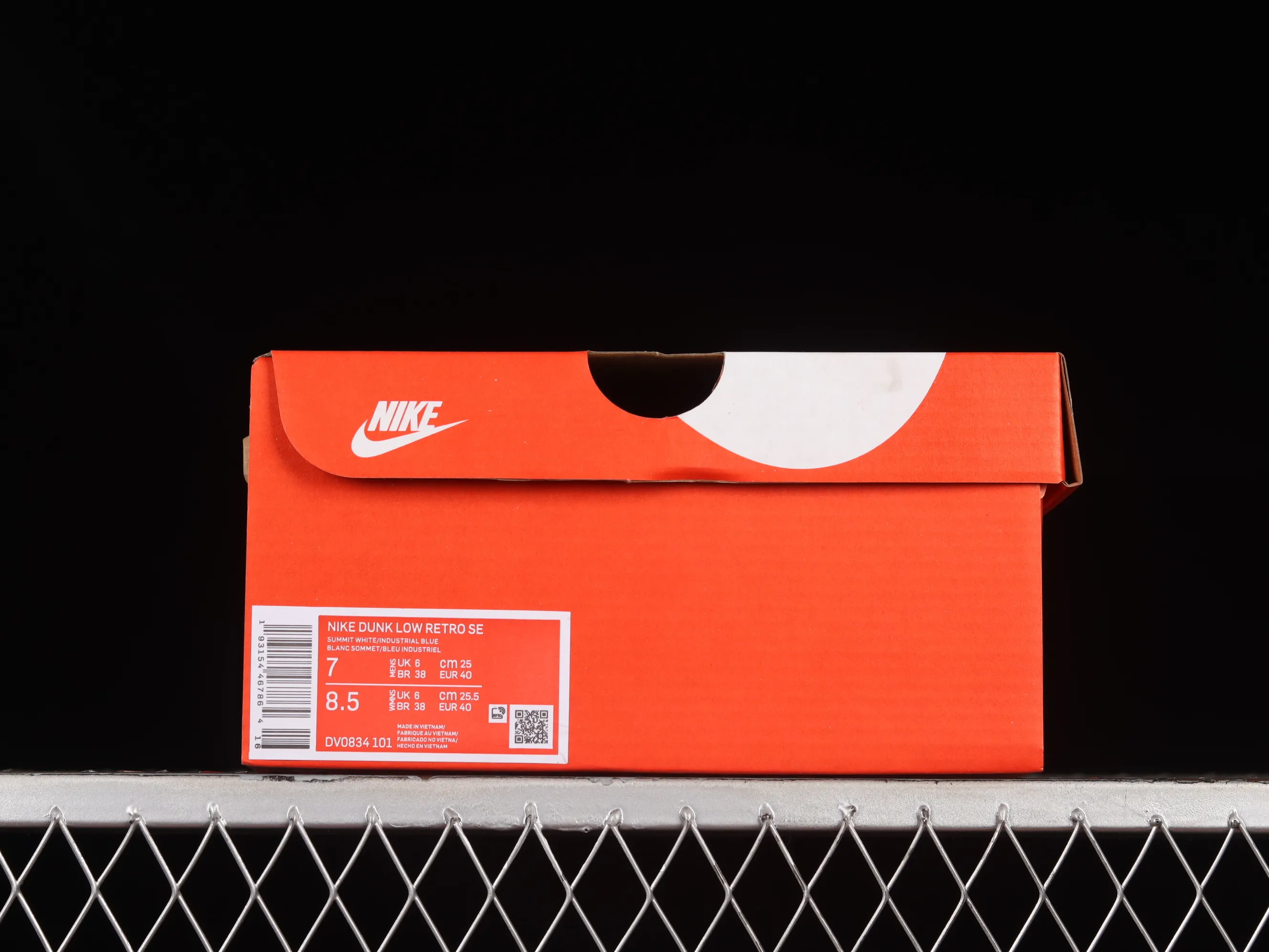 All Categories Nk SB Dunk Series Nk SB Dunk Low Low-top sneakers Cost-effective version Nk Dunk Low "Industrial Blue" Sashiko embroidery theme SB low-top sports and leisure sneakers DV0834-101